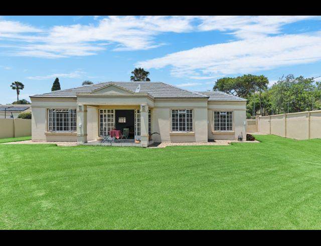 3 BEDROOM CLUSTER FOR SALE IN SUNNINGHILL